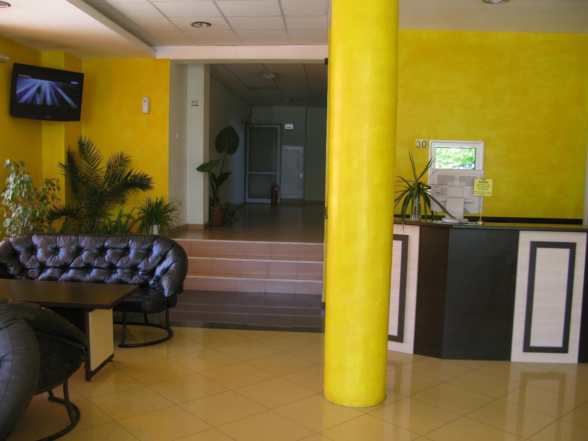 Hotel Nakra Radnevo Bagian luar foto