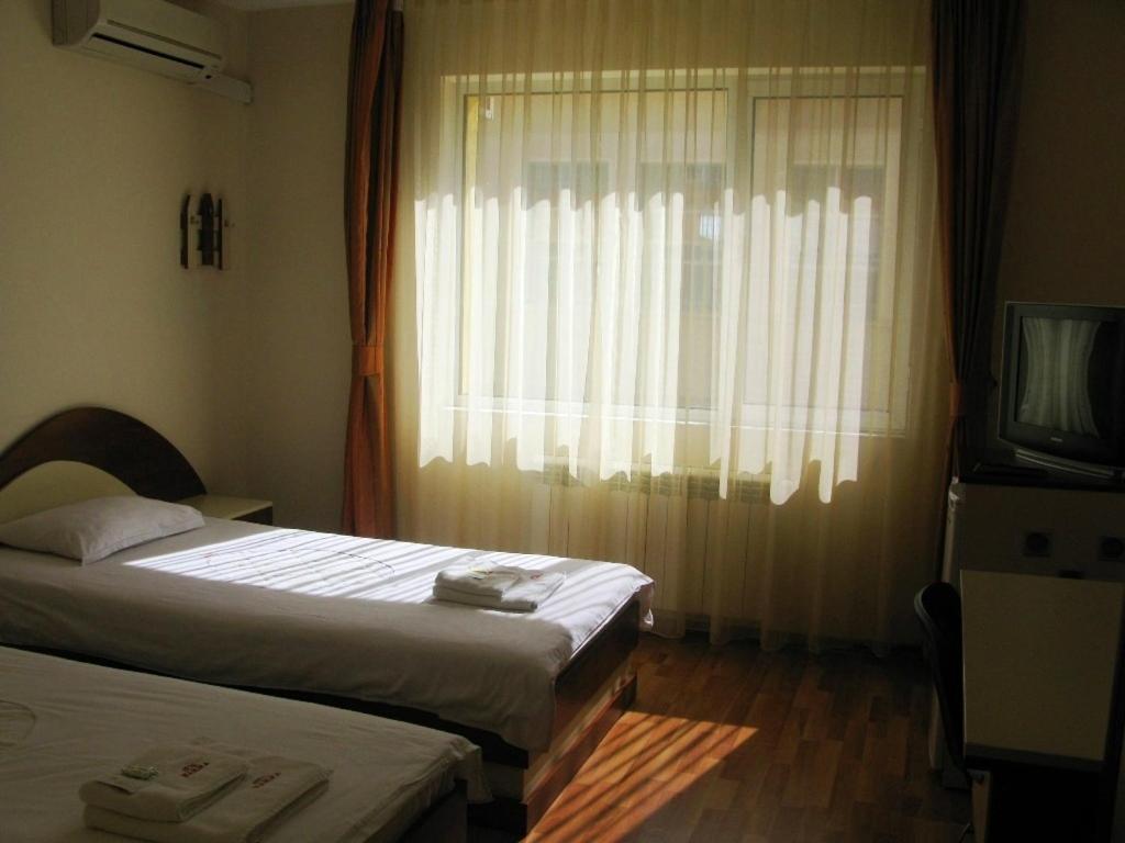 Hotel Nakra Radnevo Ruang foto