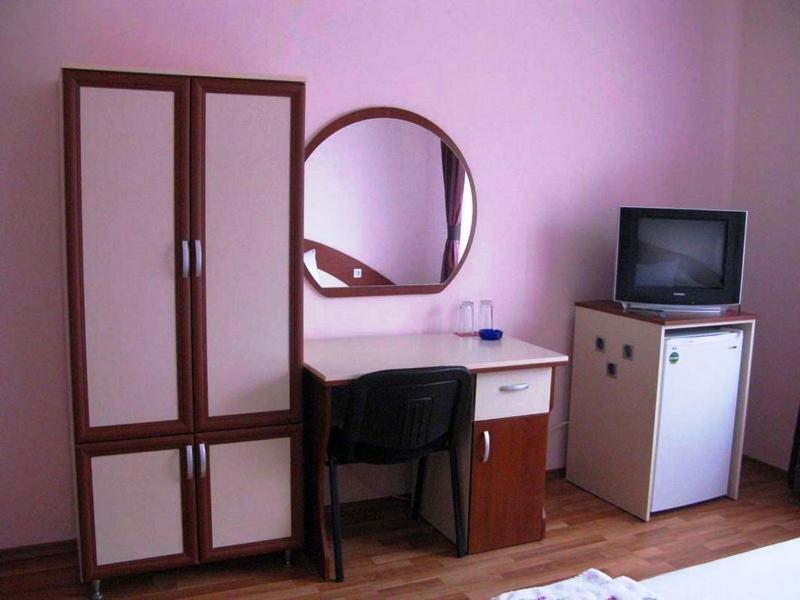 Hotel Nakra Radnevo Ruang foto